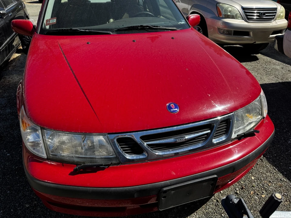 1999 Saab 9-5 1st Gen - Image 9 of 11