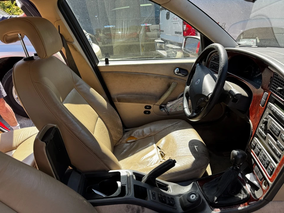 1999 Saab 9-5 1st Gen - Image 3 of 11