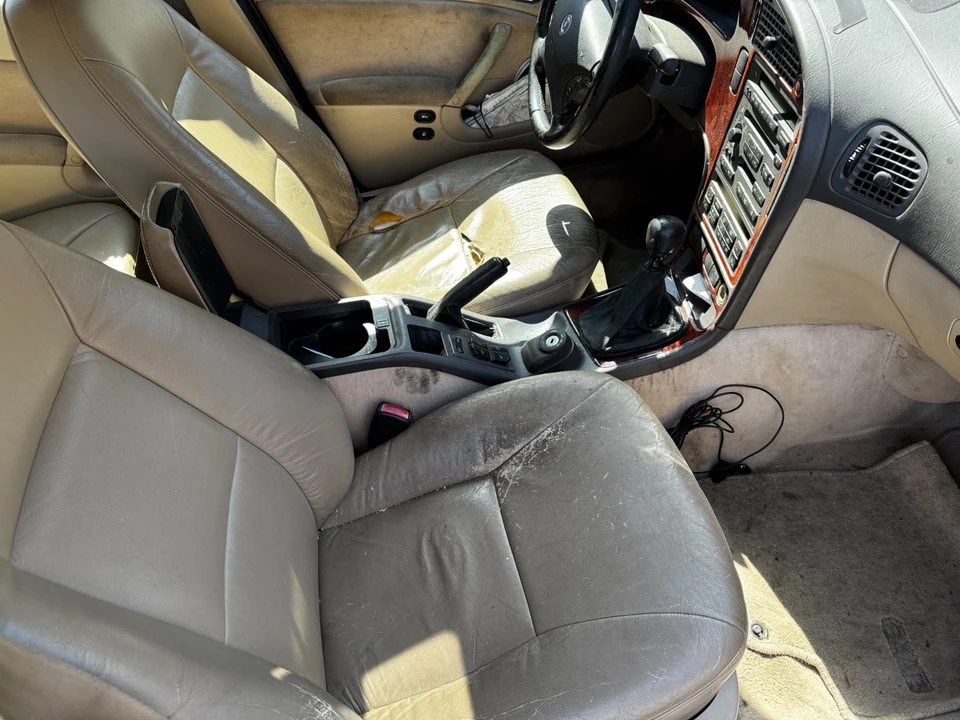 1999 Saab 9-5 1st Gen - Image 4 of 11