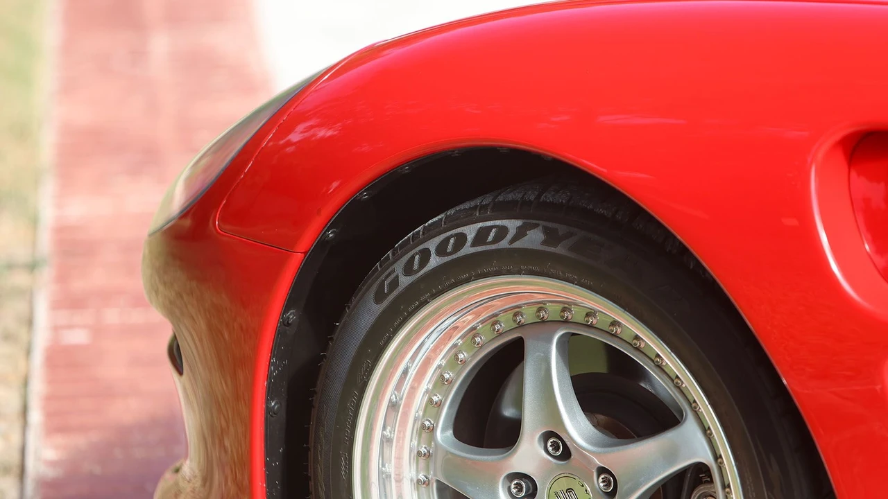 1999 Shelby Series 1 - Image 27 of 31
