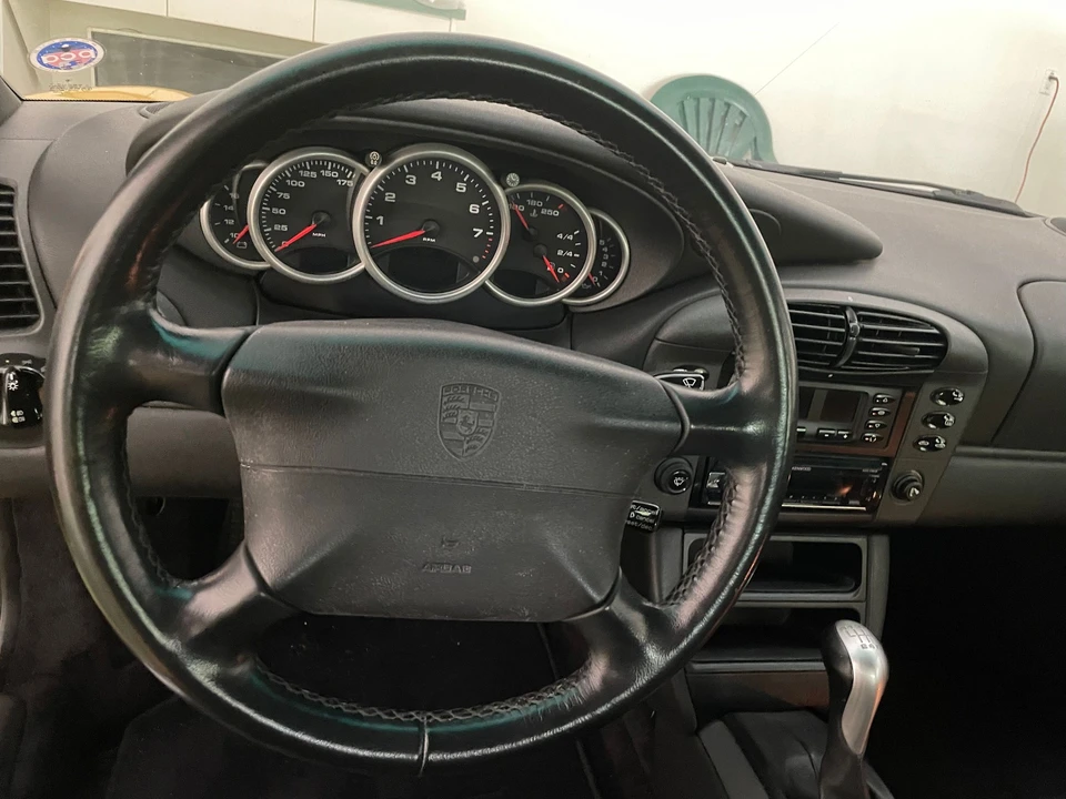 1999 Porsche 996 Carrera - Image 18 of 21