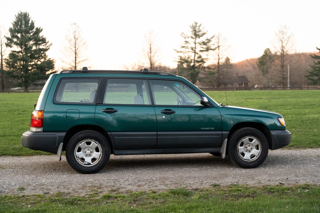 1999 Subaru Forester 1st Gen - Image 11 of 31
