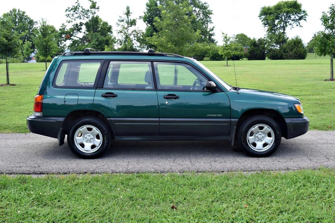 1999 Subaru Forester 1st Gen - Image 9 of 31