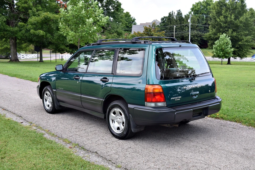 1999 Subaru Forester 1st Gen - Image 13 of 31