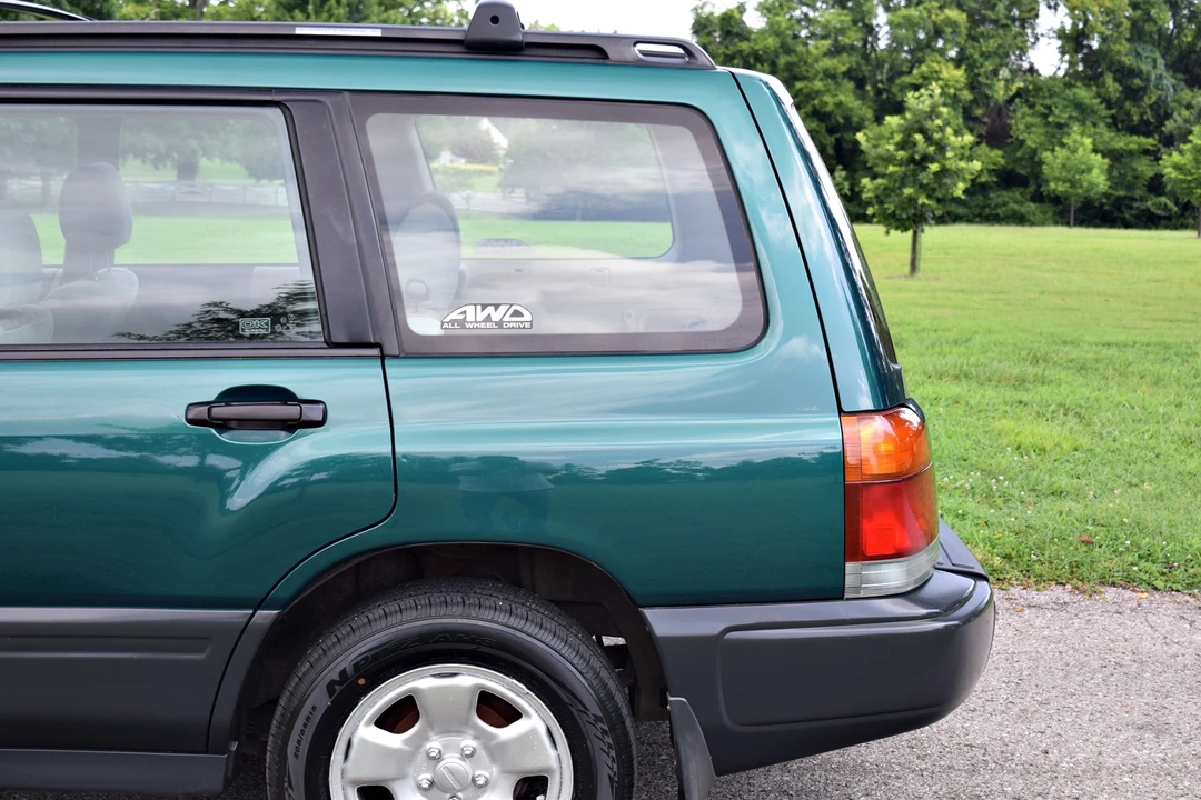 1999 Subaru Forester 1st Gen - Image 23 of 31