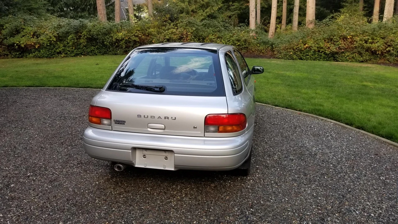 1999 Subaru Impreza 1st Gen - Image 10 of 31