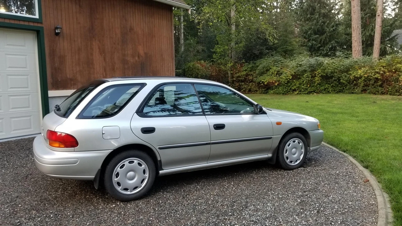 1999 Subaru Impreza 1st Gen - Image 13 of 31