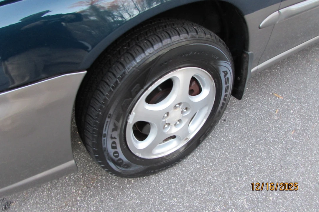 1999 Subaru Legacy 2nd Gen - Image 9 of 21