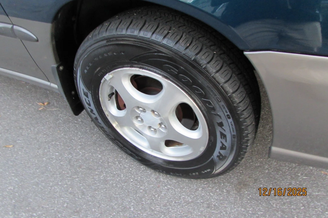 1999 Subaru Legacy 2nd Gen - Image 12 of 21