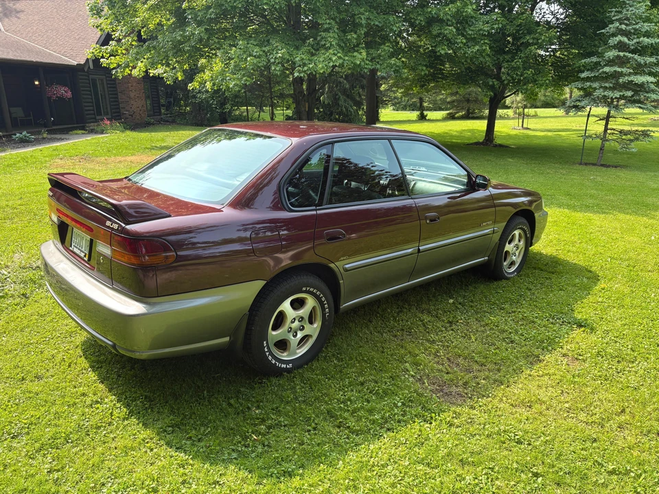 1999 Subaru Legacy 2nd Gen - Image 10 of 31