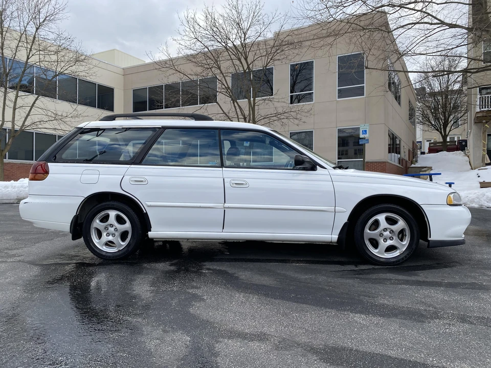 1999 Subaru Legacy 2nd Gen - Image 11 of 31