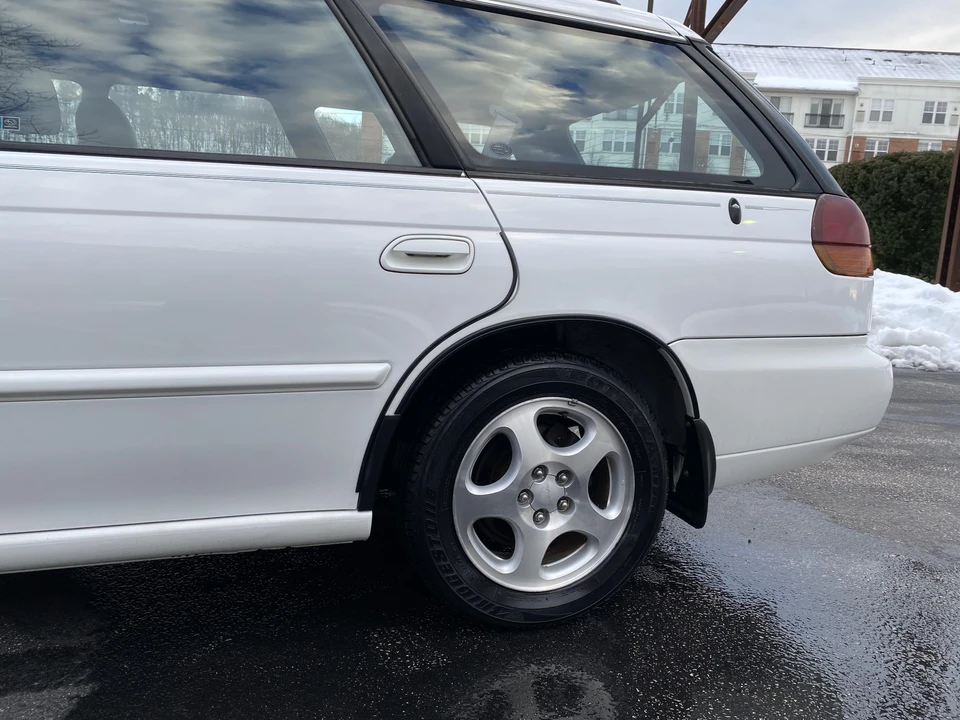 1999 Subaru Legacy 2nd Gen - Image 27 of 31