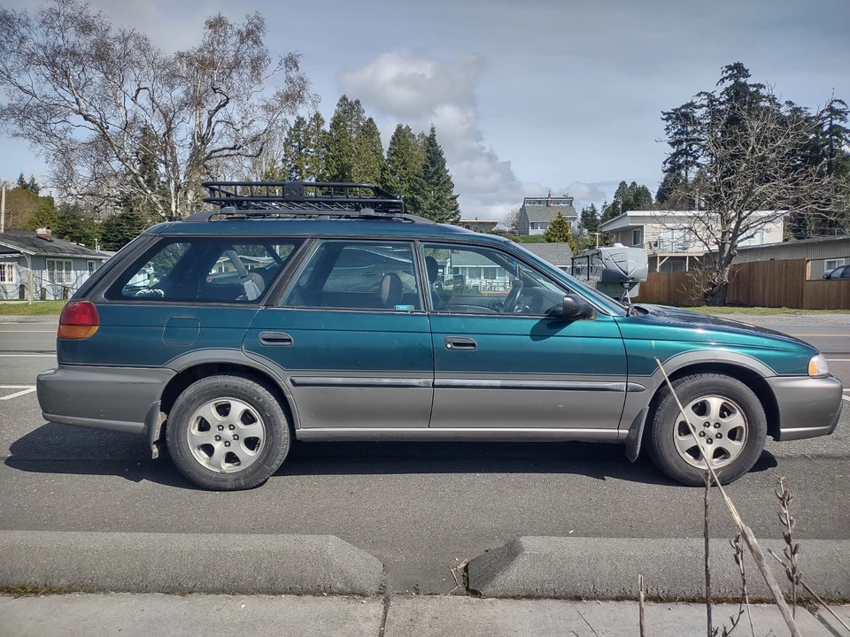1999 Subaru Outback 1st Gen - Image 6 of 12