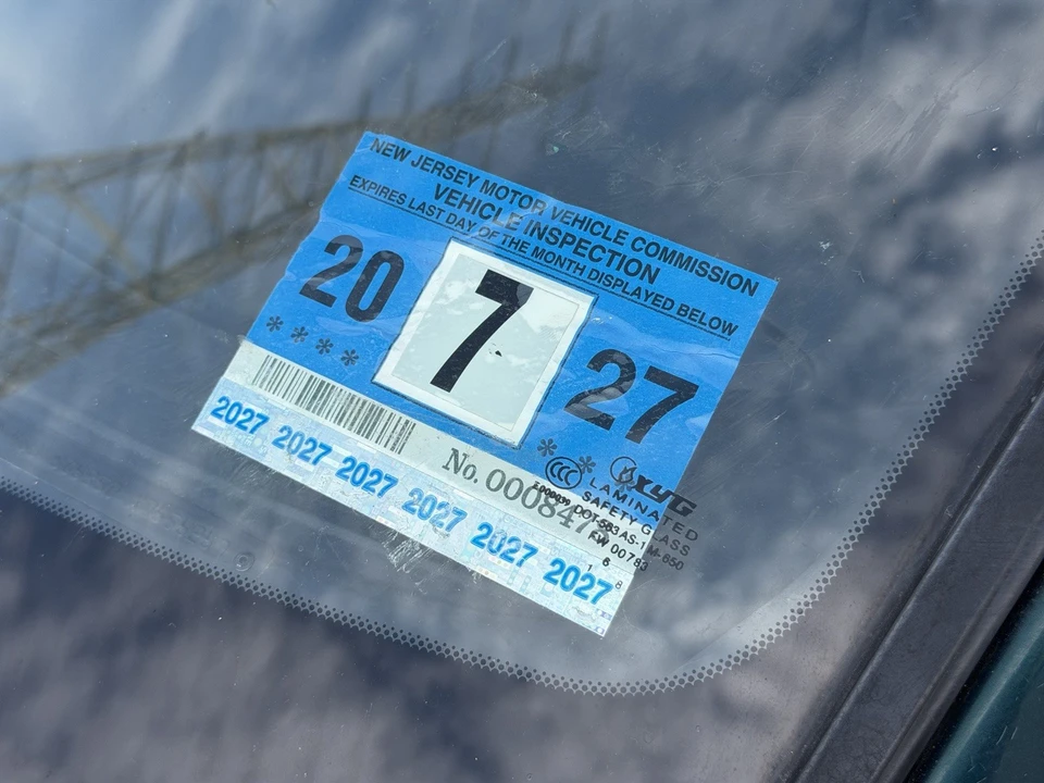 1999 Subaru Outback 1st Gen - Image 10 of 19