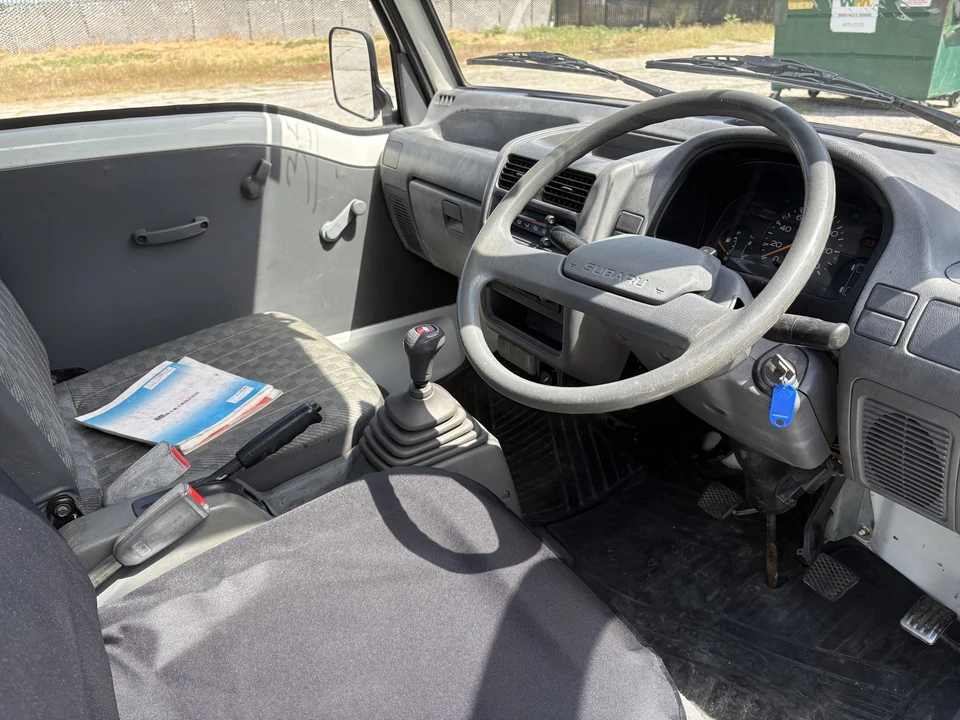 1999 Subaru Sambar 5th Gen - Image 13 of 31
