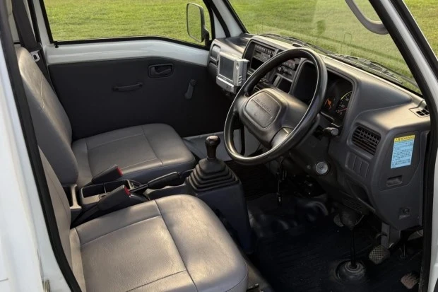1999 Subaru Sambar 6th Gen - Image 5 of 7