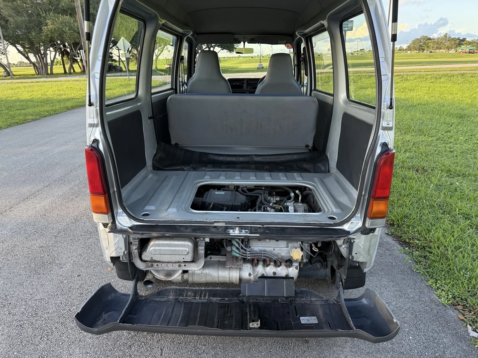1999 Subaru Sambar 6th Gen - Image 17 of 21