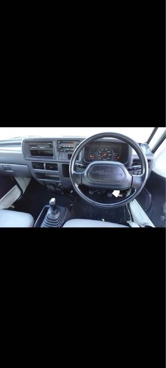 1999 Subaru - Image 10 of 13