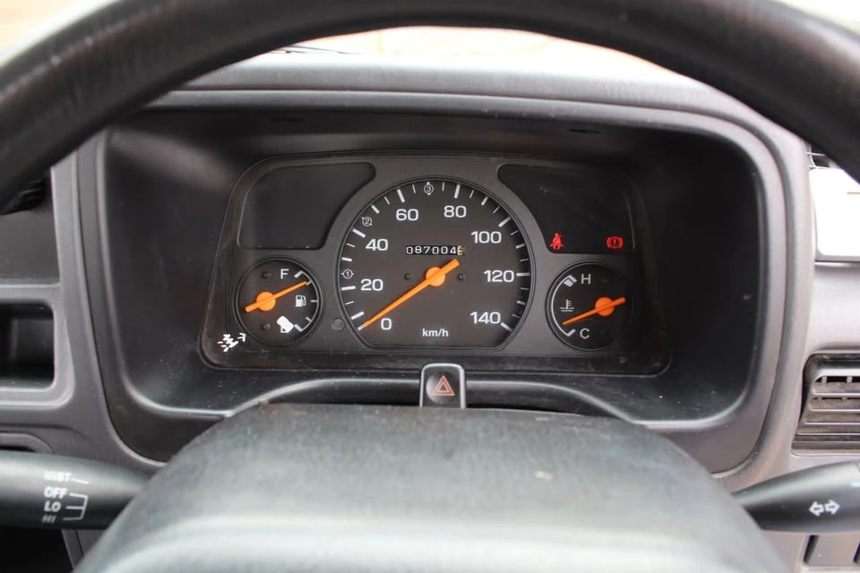 1999 Subaru Sambar 5th Gen - Image 16 of 20