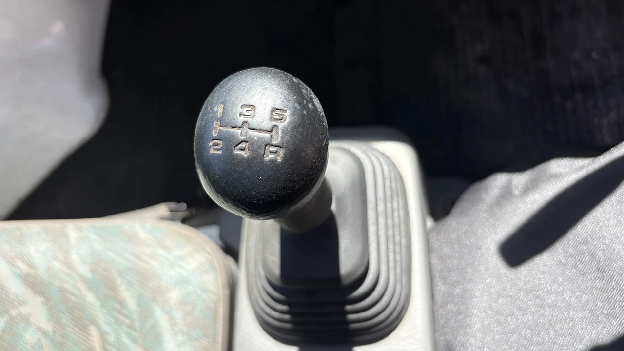 1999 Suzuki Carry & Every 10th Gen - Image 10 of 31