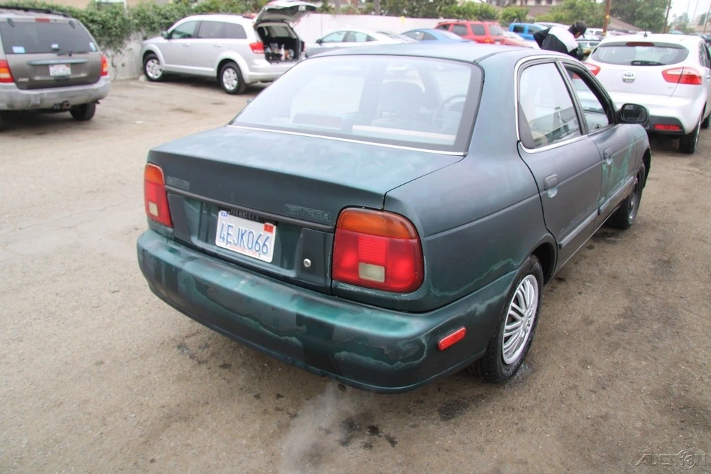 1999 Suzuki - Image 7 of 21