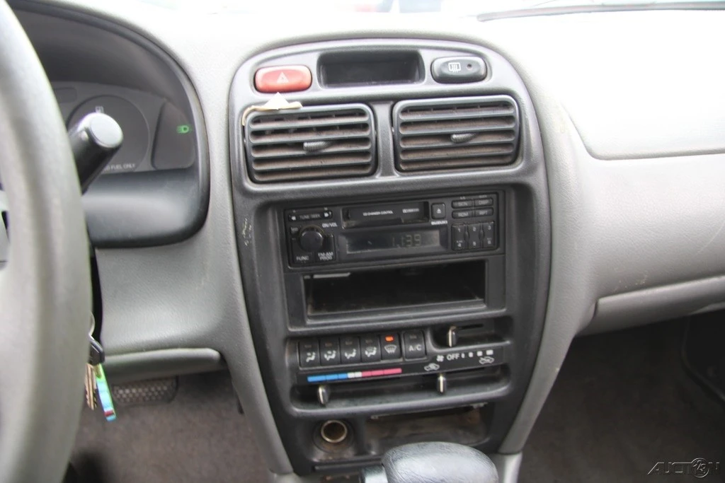 1999 Suzuki - Image 18 of 21
