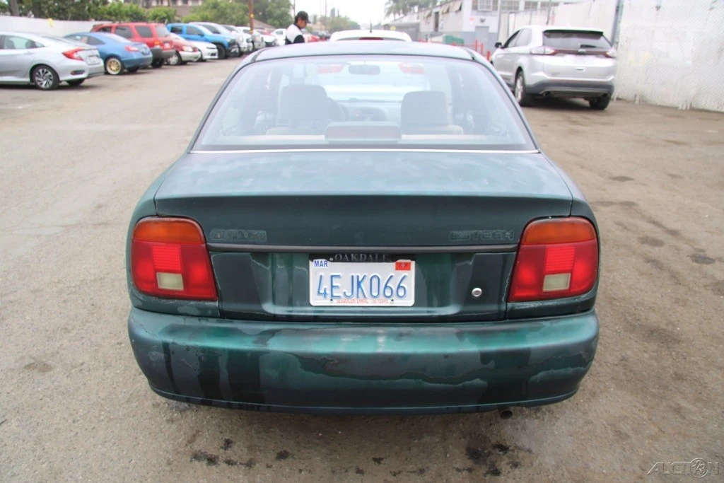 1999 Suzuki - Image 6 of 21