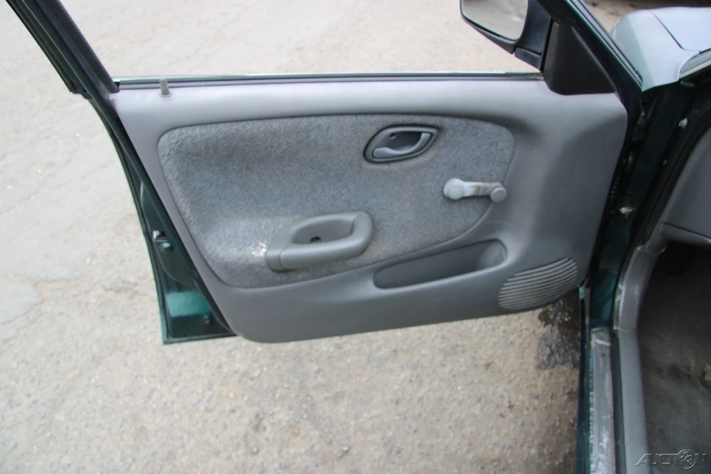 1999 Suzuki - Image 13 of 21