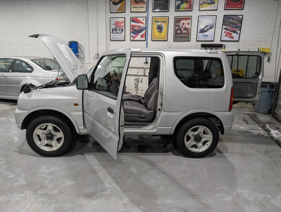 1999 Suzuki Jimny 3rd Gen - Image 17 of 31