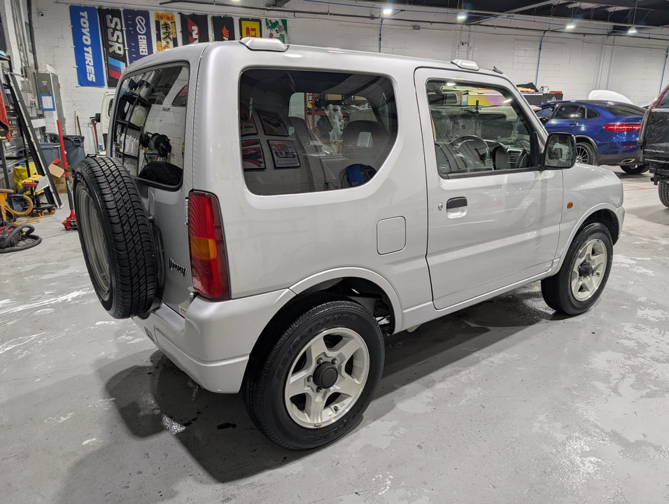 1999 Suzuki Jimny 3rd Gen - Image 13 of 31
