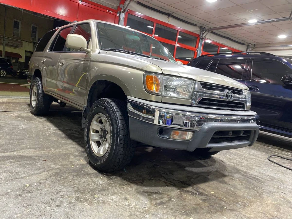 2002 Toyota 4Runner 3rd Gen - Image 3 of 24