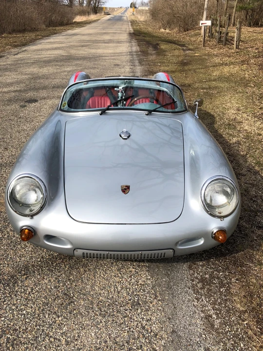 1999 Porsche 550 - Image 17 of 31