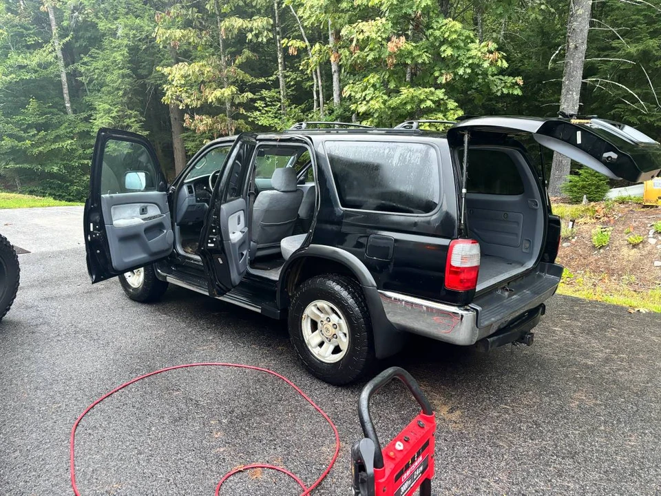 1999 Toyota 4Runner 3rd Gen - Image 2 of 2