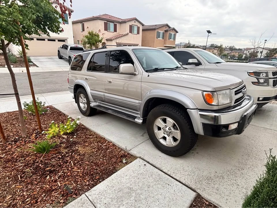 1999 Toyota 4Runner 3rd Gen - Image 2 of 9