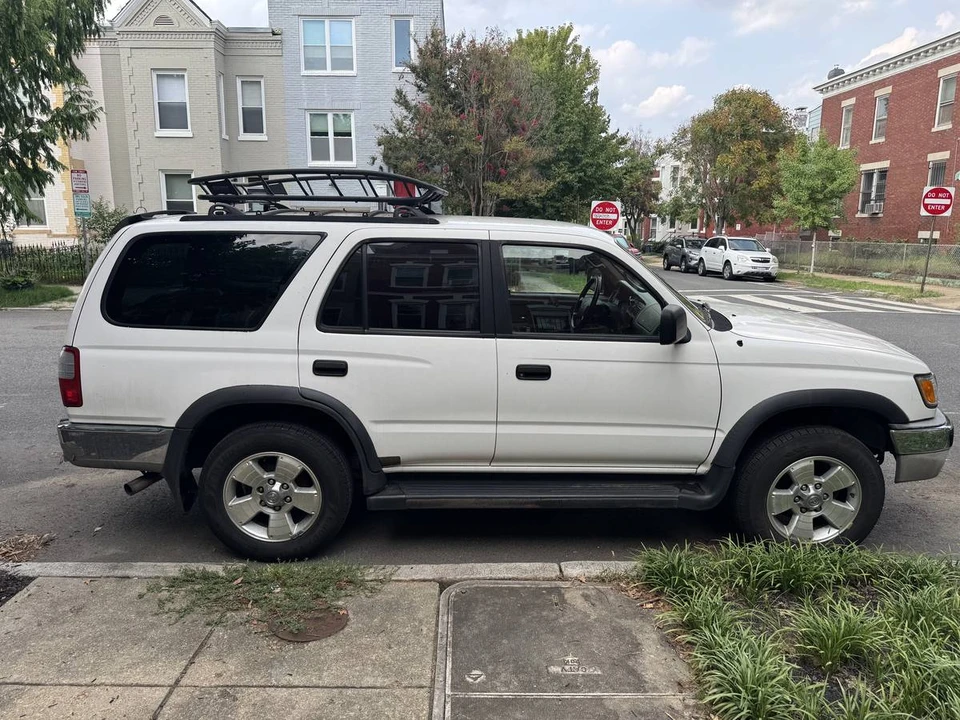 1999 Toyota 4Runner 3rd Gen - Image 2 of 10