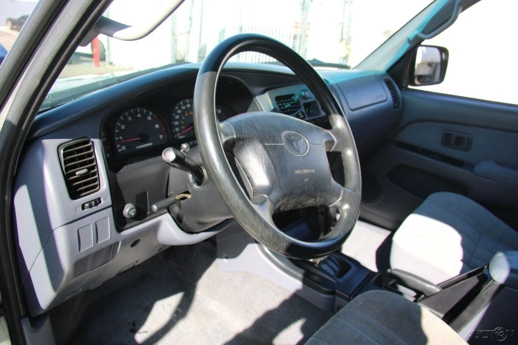 1999 Toyota 4Runner 3rd Gen - Image 13 of 21