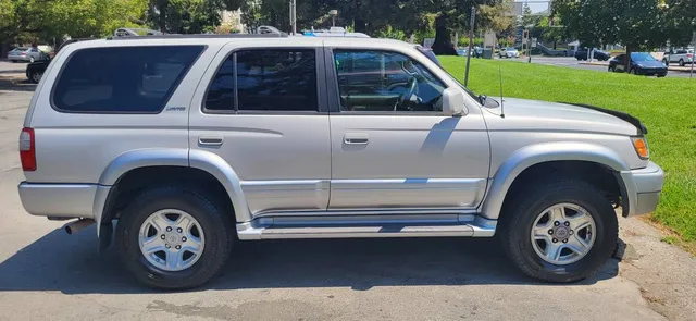 1999 Toyota 4Runner Limited 4WD