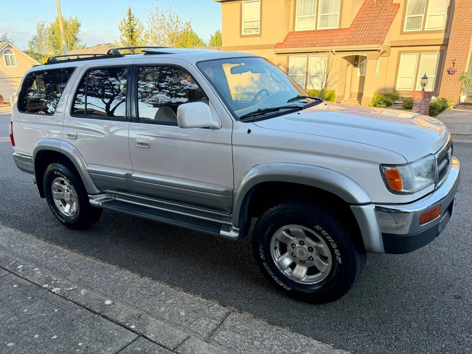 1999 Toyota 4Runner 3rd Gen - Image 2 of 13
