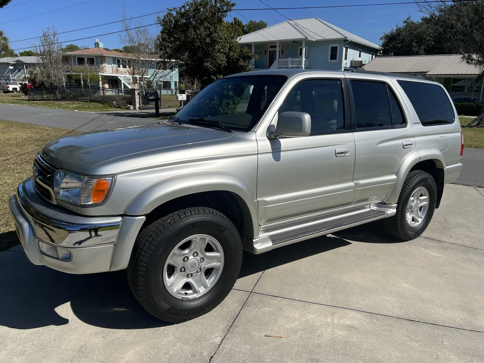 1999 Toyota 4Runner 3rd Gen - Image 10 of 31
