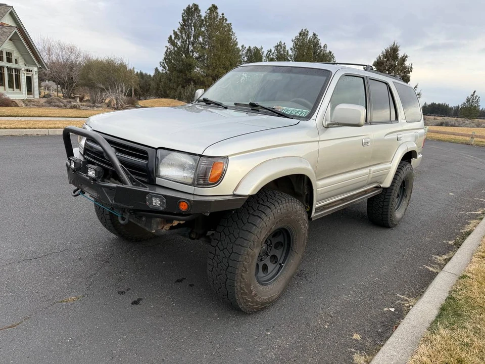 1999 Toyota 4Runner 3rd Gen - Image 2 of 19