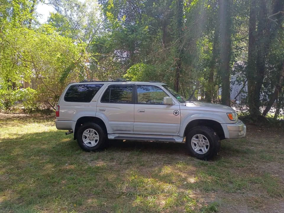 1999 Toyota 4Runner 3rd Gen - Image 2 of 2
