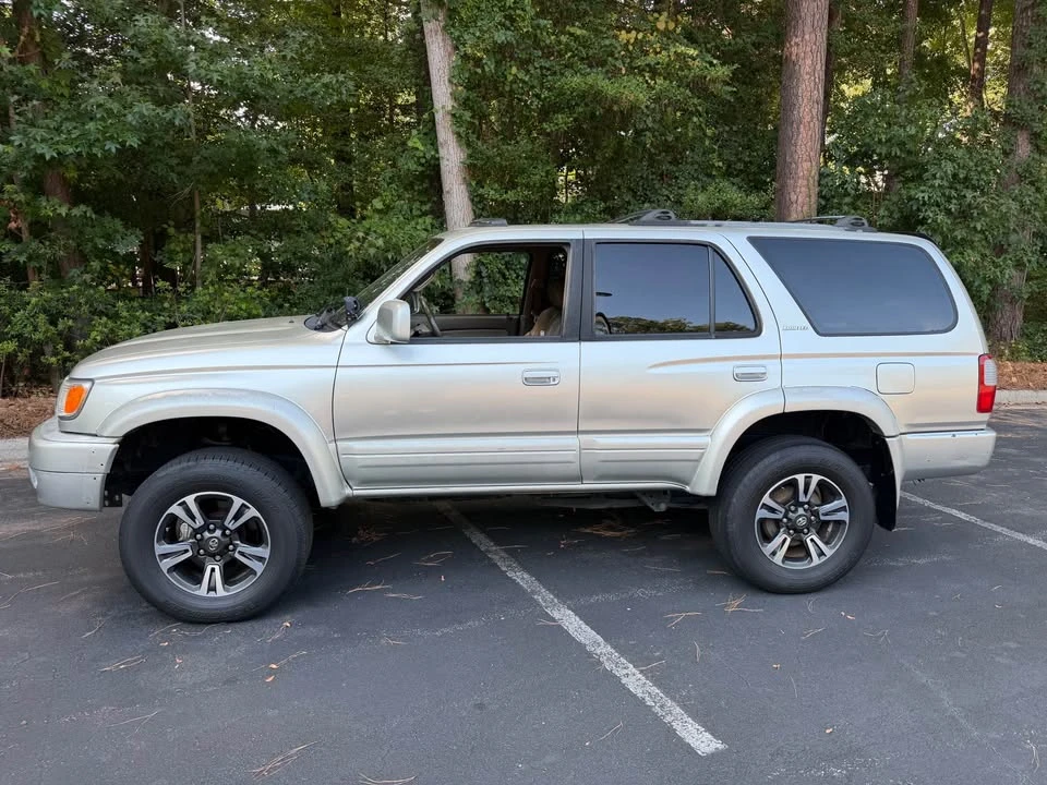 1999 Toyota 4Runner 3rd Gen - Image 2 of 20