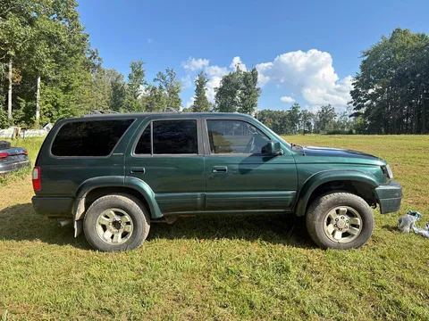 1999 Toyota 4Runner Limited Sport Utility 4D