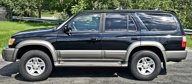 1999 Toyota 4Runner Limited Sport Utility 4D