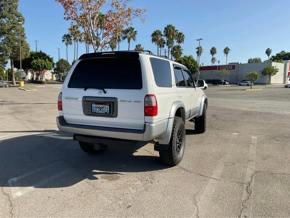 1999 Toyota 4Runner 3rd Gen - Image 2 of 9