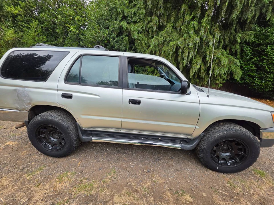 1999 Toyota 4Runner 3rd Gen - Image 4 of 20