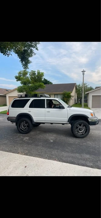 1999 Toyota 4Runner 3rd Gen - Image 2 of 3