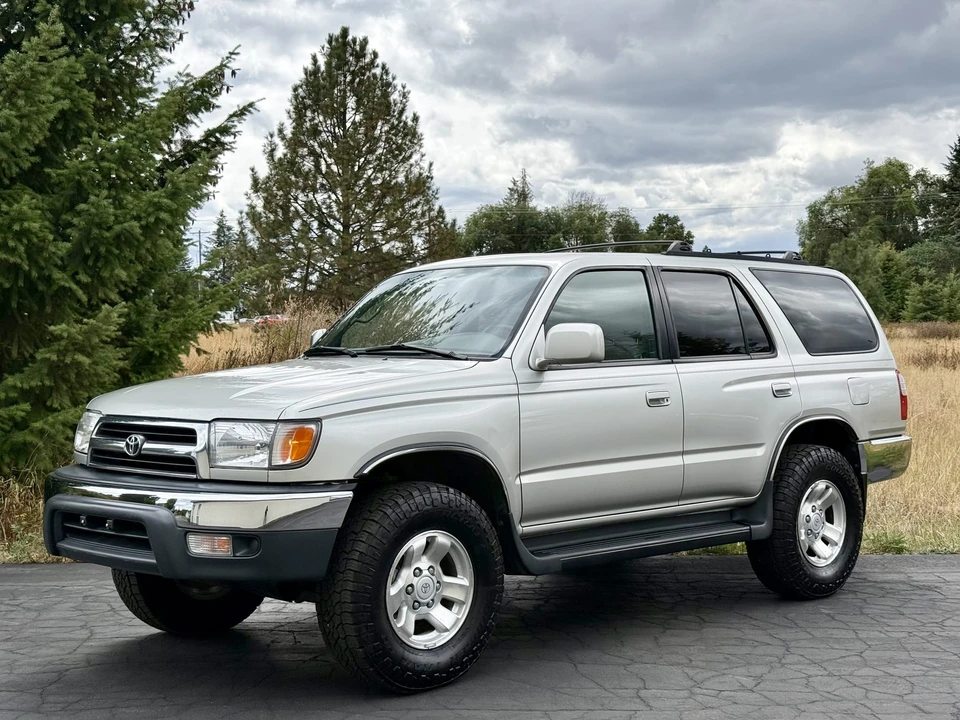 1999 Toyota 4Runner 3rd Gen - Image 2 of 31