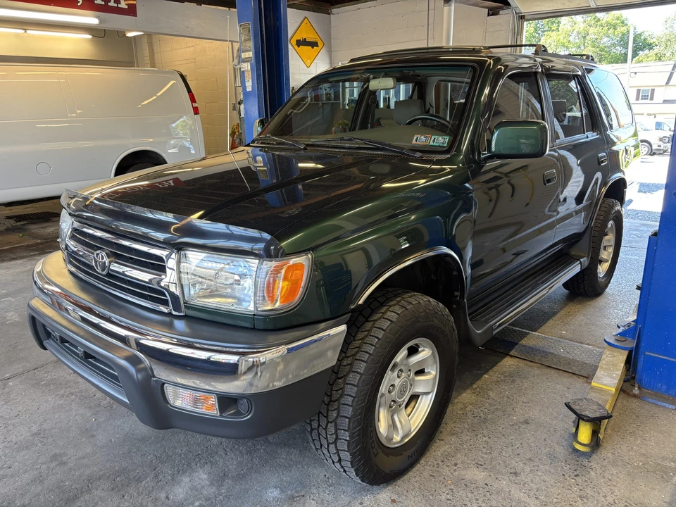 1999 Toyota 4Runner 3rd Gen - Image 11 of 31