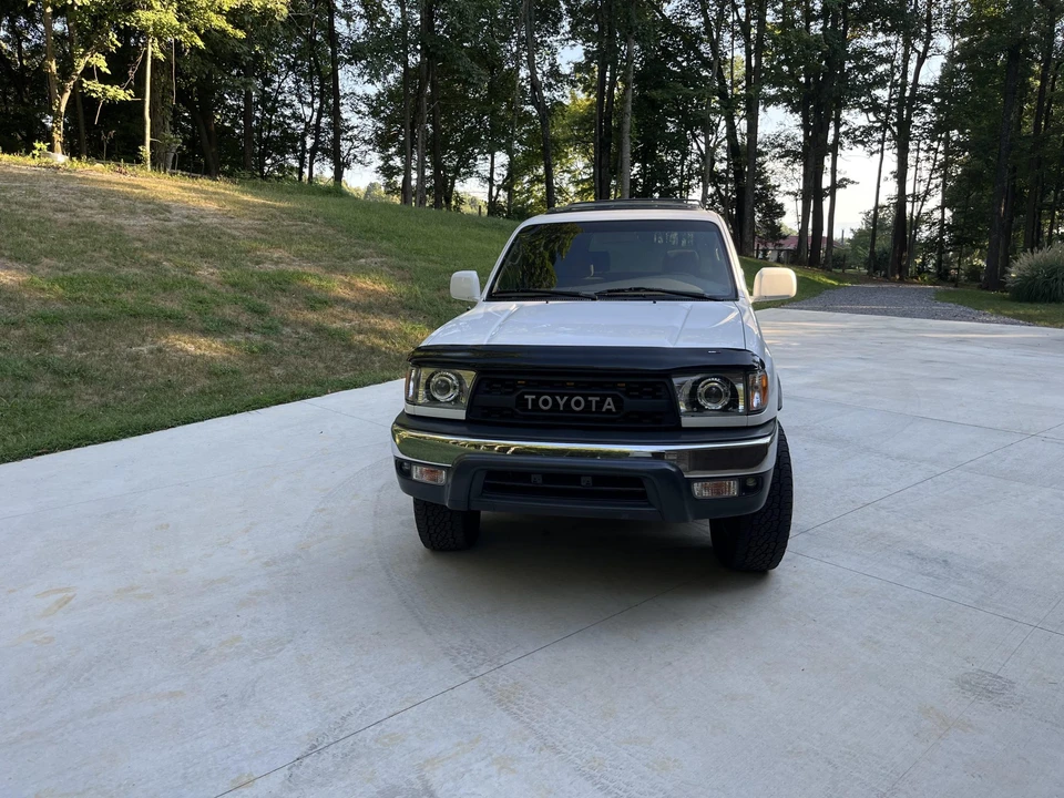 1999 Toyota 4Runner 3rd Gen - Image 4 of 31